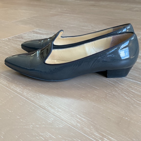 Peter Kaiser, low heel, us size 10 - Picture 7 of 7
